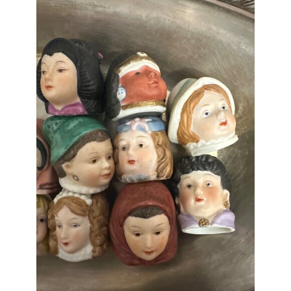 Set Of 12 Calhoun dolls of the world Vintage Ceramic Head thimbles - Picture 3 of 5